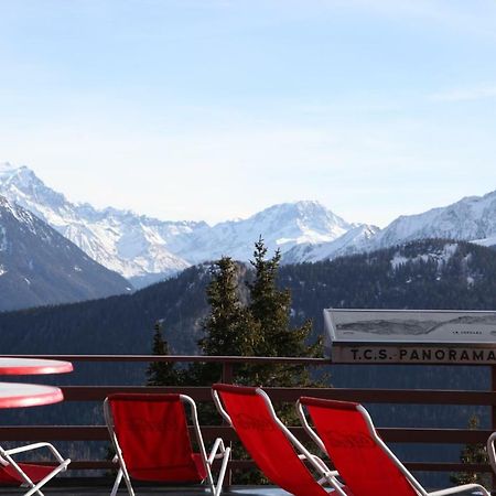 Lieu Secret Dans Les Alpes Suisses Vila Le Tretien Exterior foto